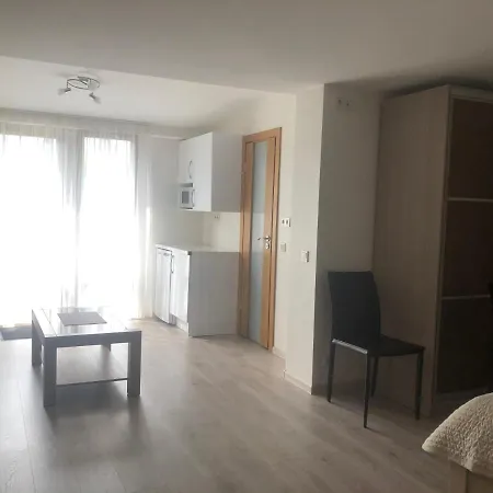 Апартаменты Eurovila - *