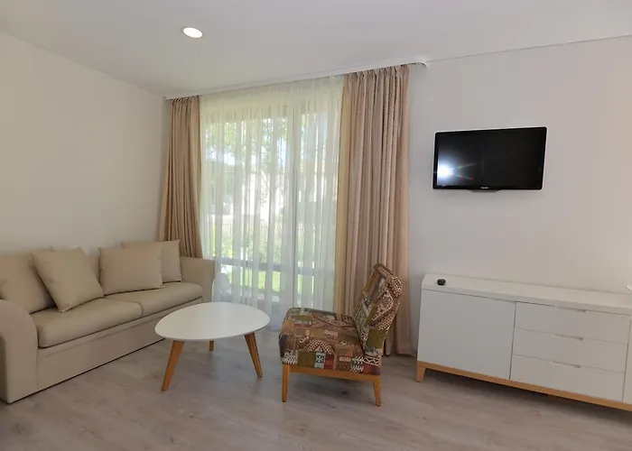 Eurovila - Апартаменты Паланга